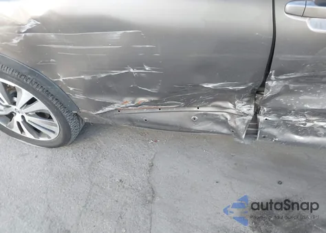 2021 Subaru Ascent Limited z USA, uszkodzony, nr VIN 4S4WMAPD4M3447282